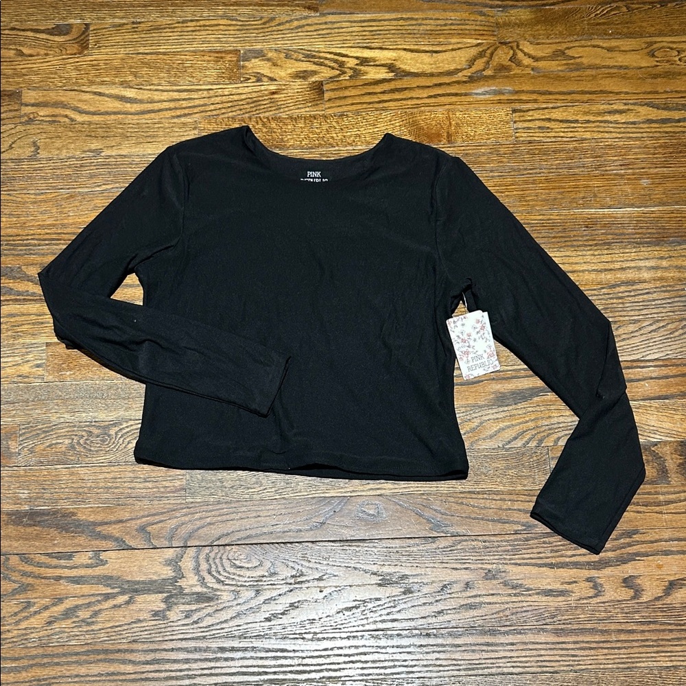 Pink Republic Black Long Sleeve Tee - Picture 1 of 4